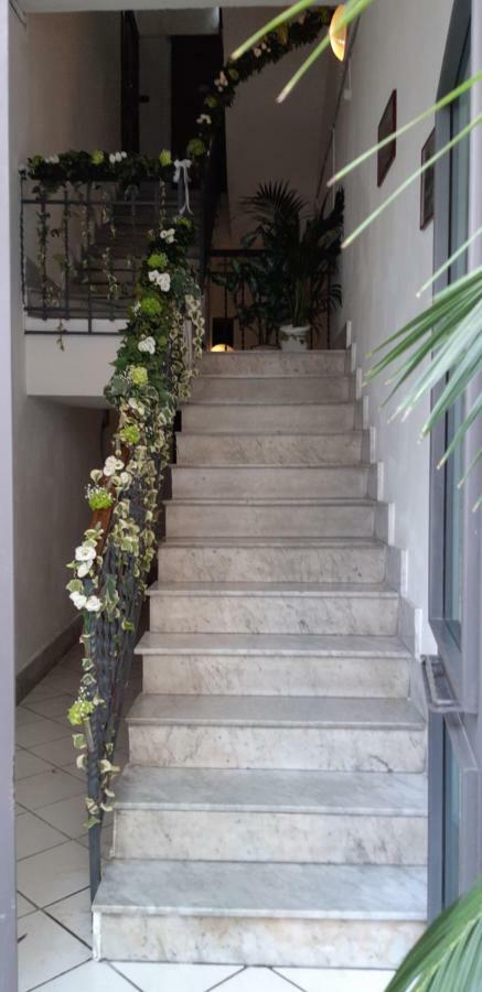 Dolce Vita Vomero เนเปิลส์ ภายนอก รูปภาพ